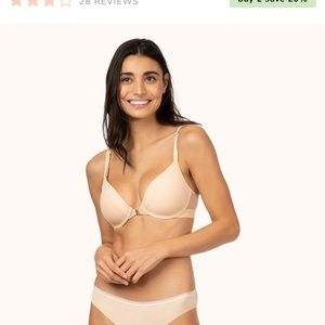 Front close no wire bra